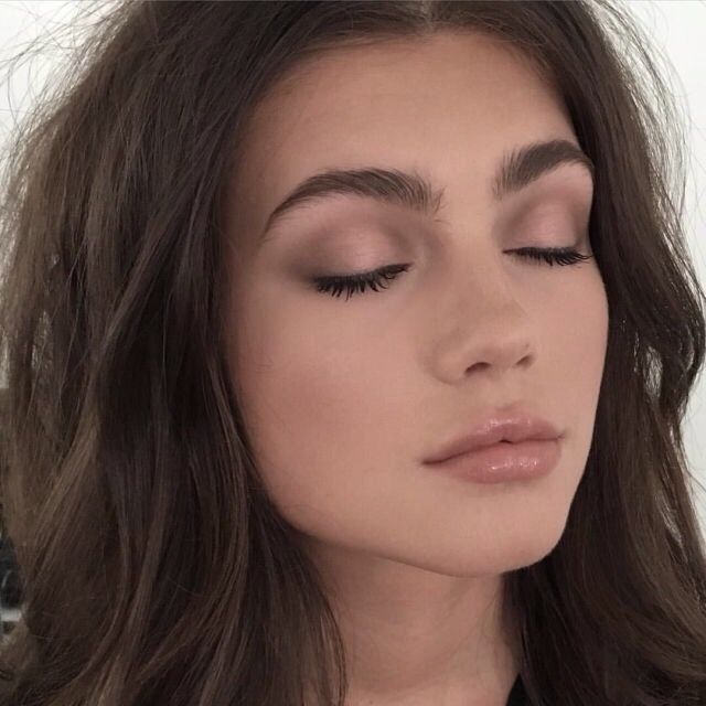 best-ideas-for-makeup-tutorials-this-brown-nude-is-great-for-a-simple-neutral-look.jpg