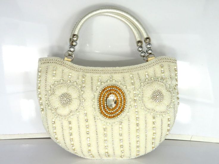 Bags & Handbag Trends : Handbags online shopping women&#39;s handbags Online. Trendy handbags online ...